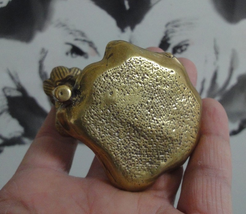 Vintage Style Solid Brass Frog Lotus Incense Stick Stand Holder for Home Decor gallery