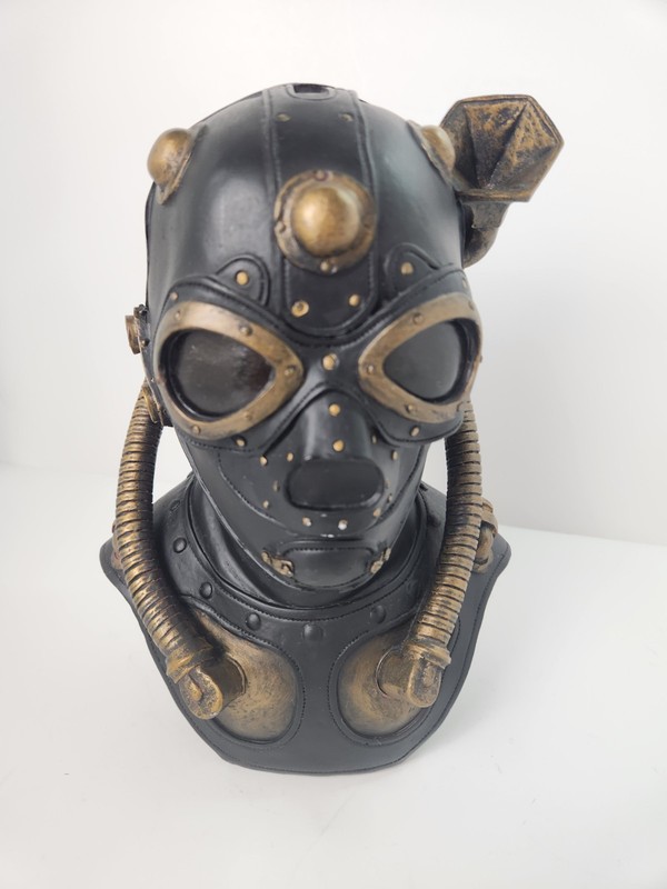 Design Toscano Steam Punk Apocalypse Gas Mask Statue Victorian