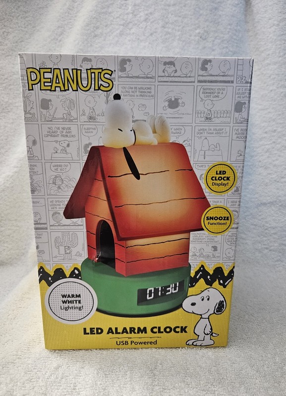 Peanuts Snoopy LED Alarm Clock USB Powered Snooze Warm White Light New