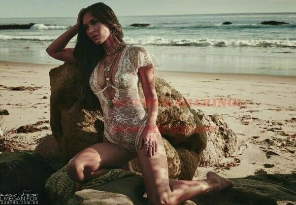 Hollywood Art Photo Poster: MEGAN FOX Poster 14 (20×30)