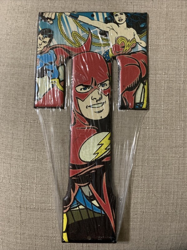 DC Justice League Decor Wall Sign Dimensional Letter T Metal Tin Superhero