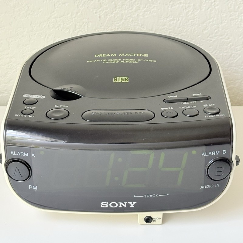 Sony Dream Machine ICF-CD815 FM/AM Radio CD Player Dual Alarm Clock-TESTED/WORKS