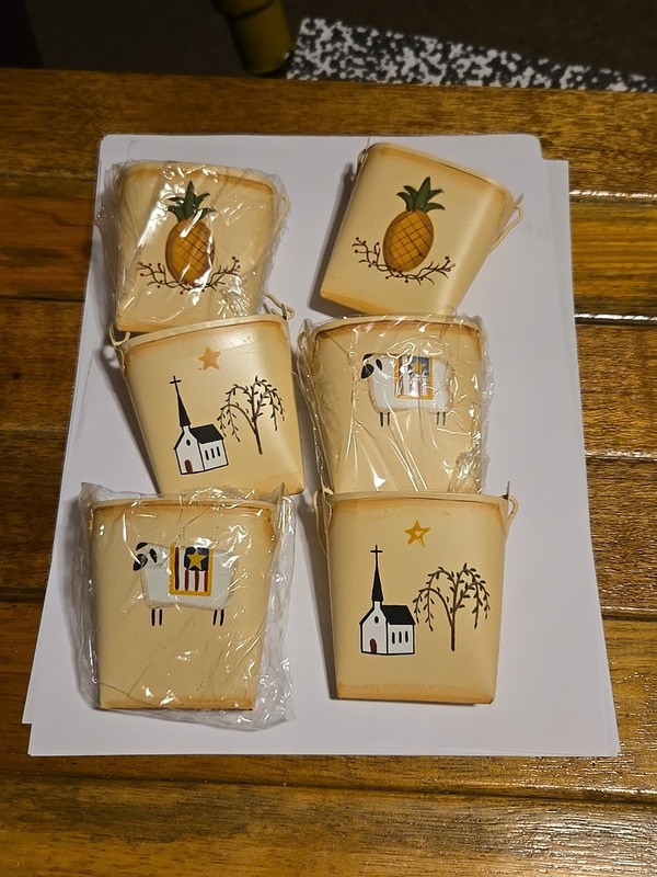 (6)-Tin Metal Wall Pockets 3″ 2-Churches,2-Sheep,2-Pineapples w/Handles New