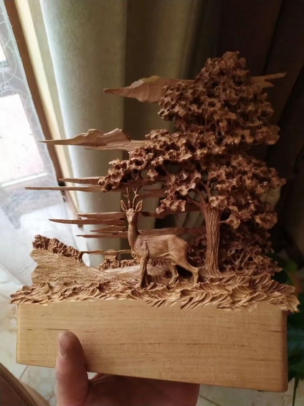 Wooden Statue Roe Deer Sculpture Handcarved Forest Figurines Wildlife
