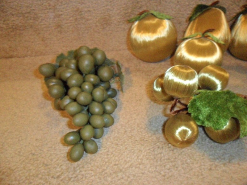 Vintage Satin & Velvet Faux Fruit 6 pc Grapes Pear apples gallery