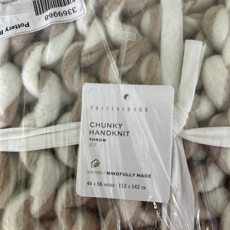 NEW! Pottery Barn Chunky Handknit Throw 44" x 56" in Neutral gallery