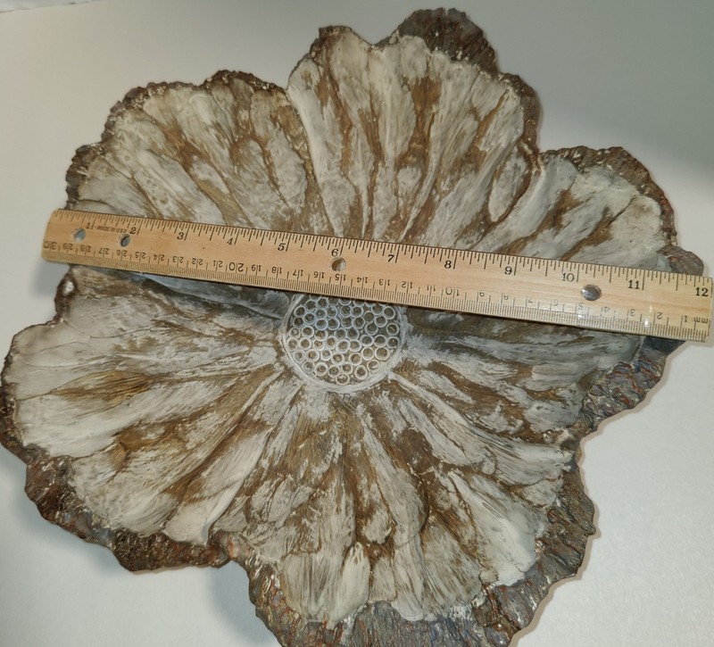 Faux Wood Flower Shape Bowl Coffee Table Entryway Home Decor Resin Centerpiece gallery