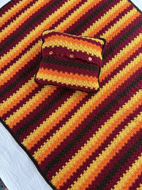 Handmade Afghan + pillow fabulous orange/brown/yellow 60″ x 45″ w 16″x16″ pillow