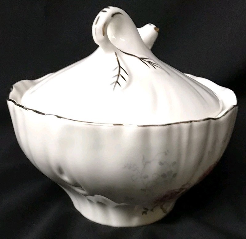 Grace's Teaware Fine Porcelain Hummingbird Pink Floral Design Lg Bowl w/ Lid (B) gallery