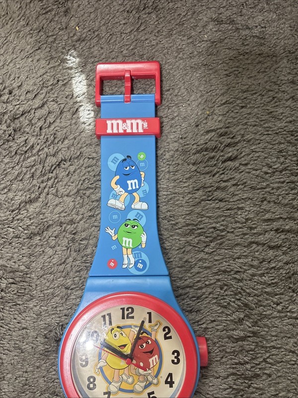 DEFECTIVE Vintage MMs 3 Foot Watch Wall Clock Officially Licensed Colle G3D gallery