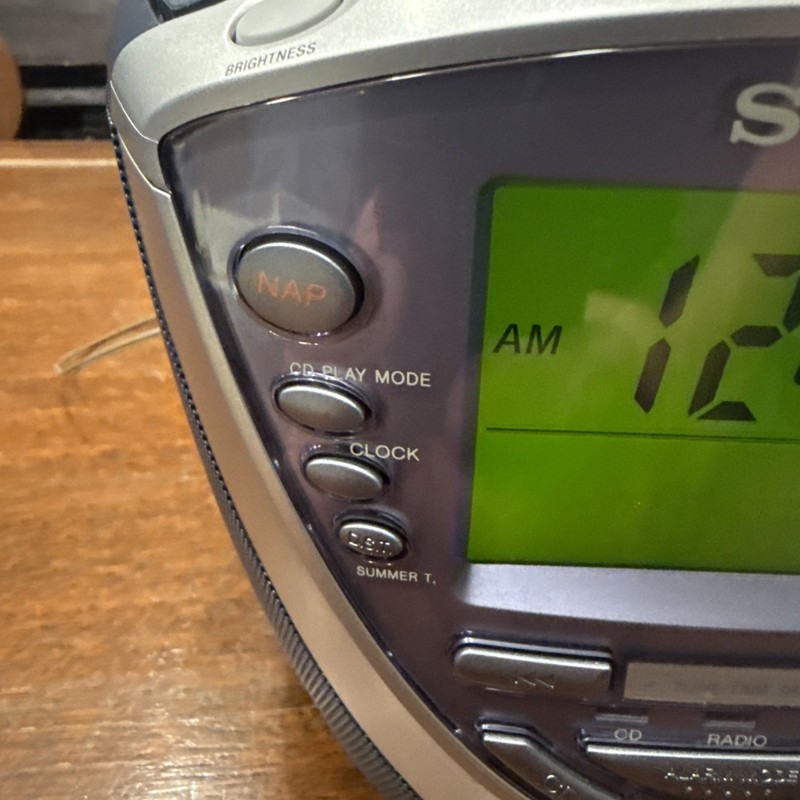 Sony Dream Machine ICF-CD843V AM FM Radio CD Player Alarm Clock Tested WORKING gallery