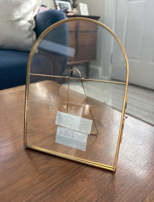 Martha Stewart Gold Brushed Metal & Glass Arch 5×7 Freestanding Frame TM28-578