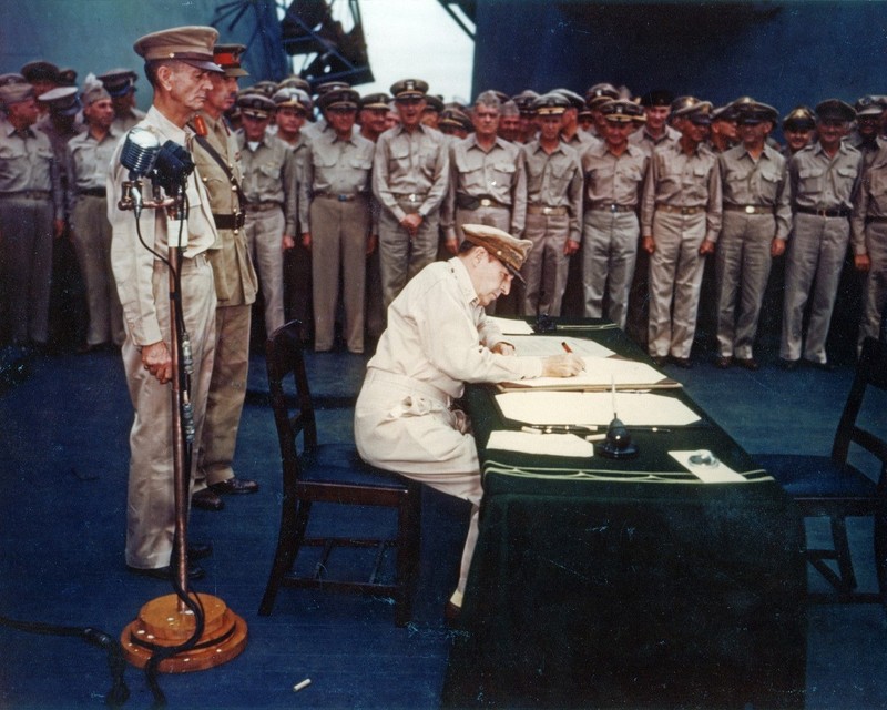 General Douglas MacArthur signs Japanese Surrender aboard Missouri Photo Print