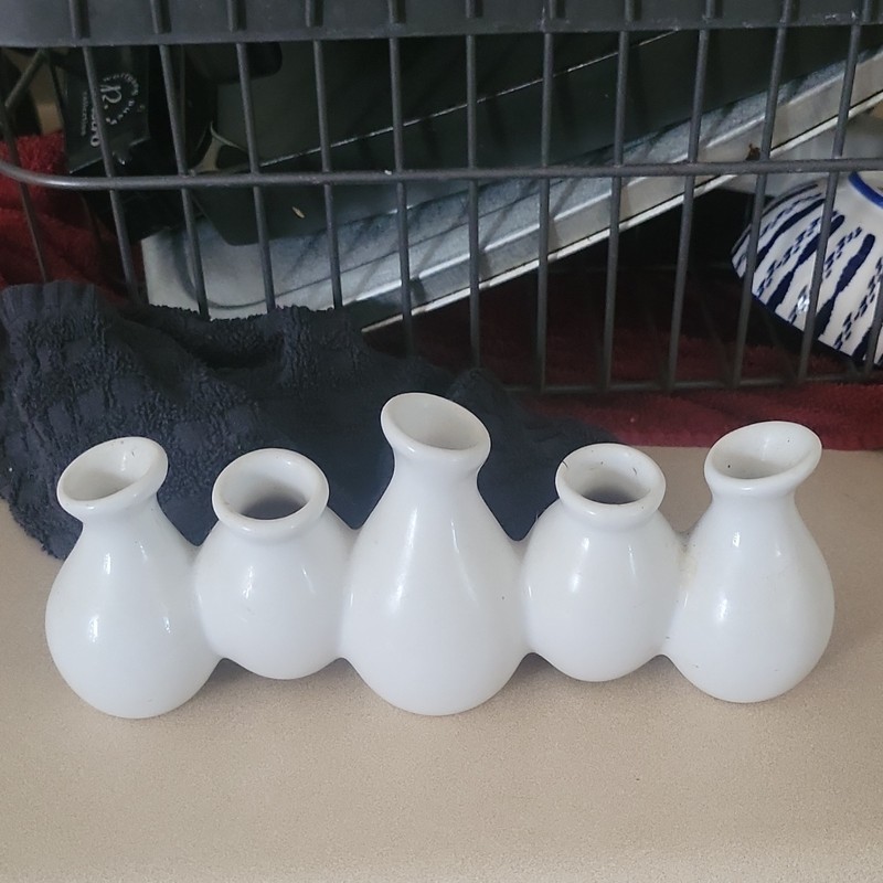 Set of 5 White Bud Vases, Decorative Solid/Plain Pattern, Adults Decor