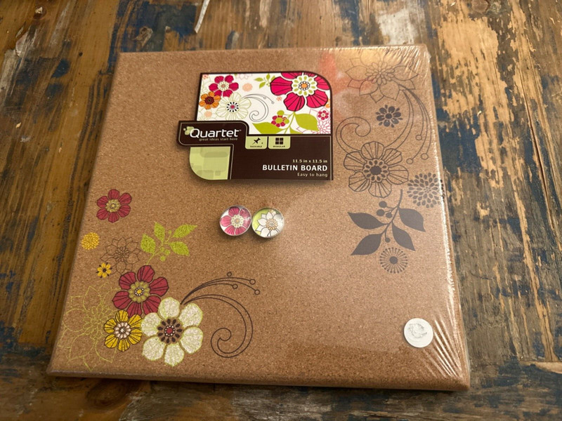 Quartet Magnetic Floral Design Bulletin Board Acco Brands 11.5" x 11.5" (2009)