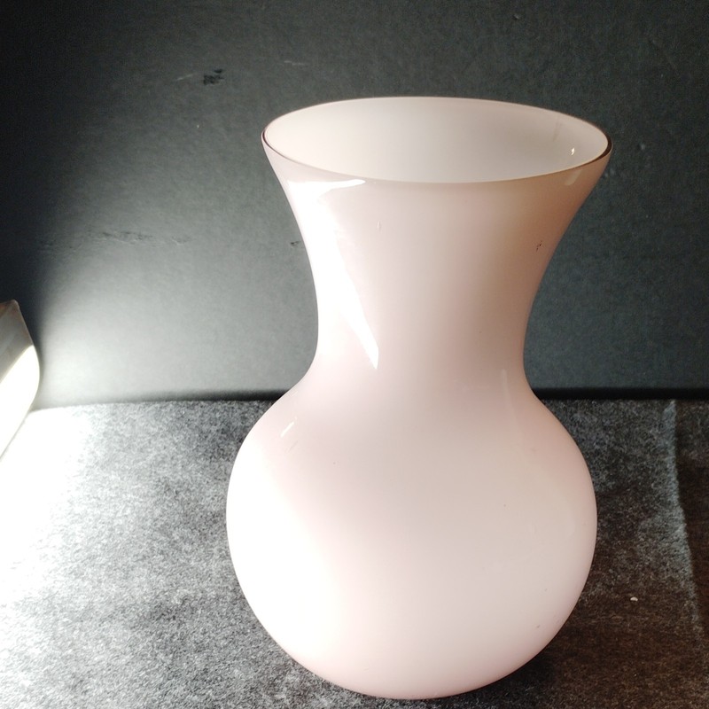 Pink Glass Flower Vase, Bulb Shape, Solid/Plain, Freestanding Decorative gallery