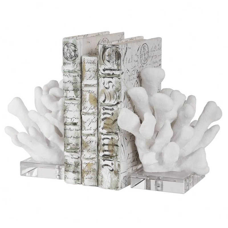 9 inch Bookend (Set of 2) – 5.75 inches wide by 7.63 inches deep – Decor –