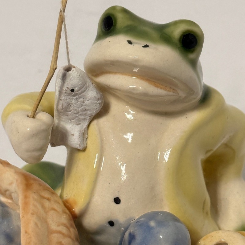 Vintage Style Ceramic Fishing Frog Figurine Whimsical Anthropomorphic Decor 3" gallery