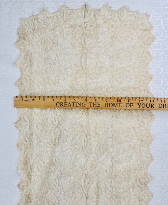VTG IVORY FRENCH COTTAGE FLORAL EMBROIDERED LACE 30" DOILY TABLE RUNNER COVER gallery