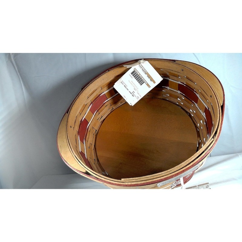 Longaberger 2010 Christmas Falling Snow Red Basket with Lid gallery