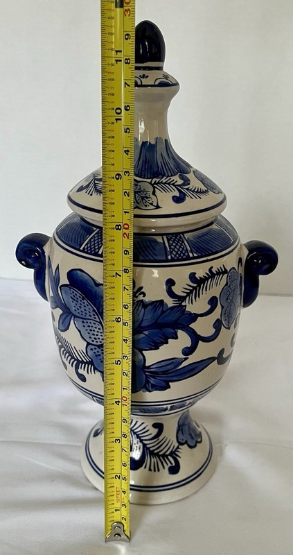 Footed Oriental Candy Dish with Lid White w/ Blue Flowers Design Porcelain 11.5" gallery