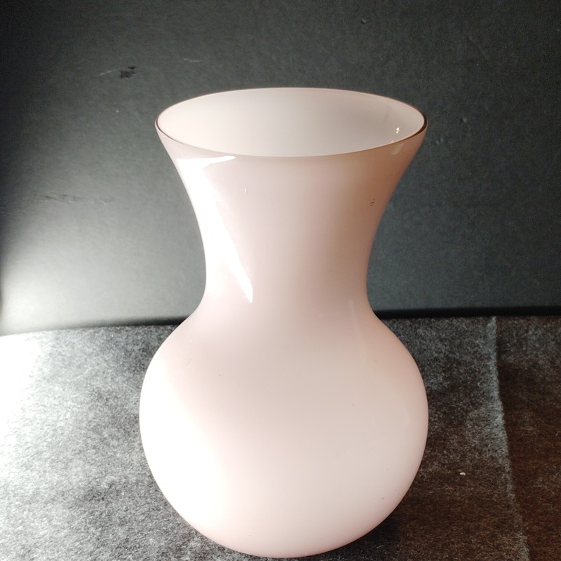 Pink Glass Flower Vase, Bulb Shape, Solid/Plain, Freestanding Decorative