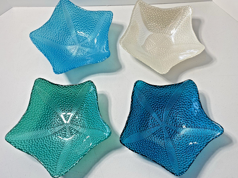 Handcrafted Iridescent 8″ Pebbled Glass Starfish Bowls made in Turkey (4)
