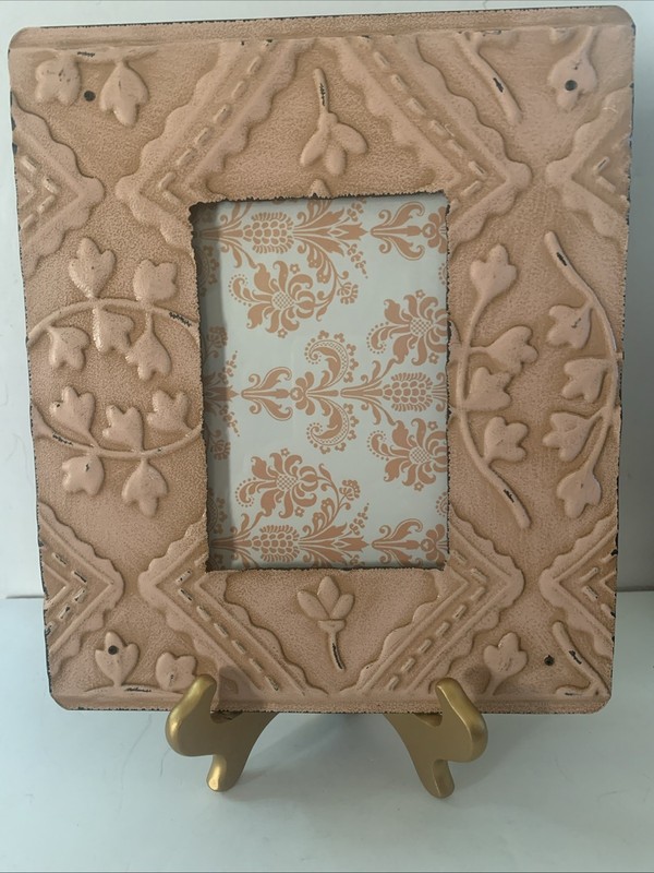 Photo Frame Metal Embossed Floral 4x6 Photo Vertical or Horizontal Pink-Bronze gallery