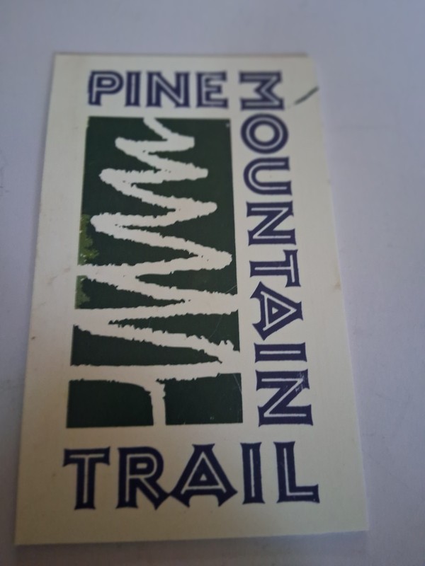 Plastic Sign Pine Mountain Trail White And Green 6″x9.5″ Kentucky-Virginia