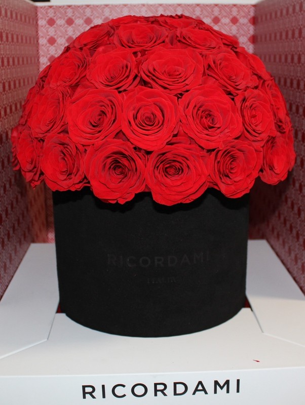 Ricordami Rose Centerpiece and Forever Gift