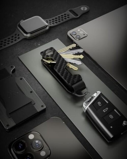 Key Organizer Compact Key Holder Metal Key Chain One Size Carbon Fiber gallery