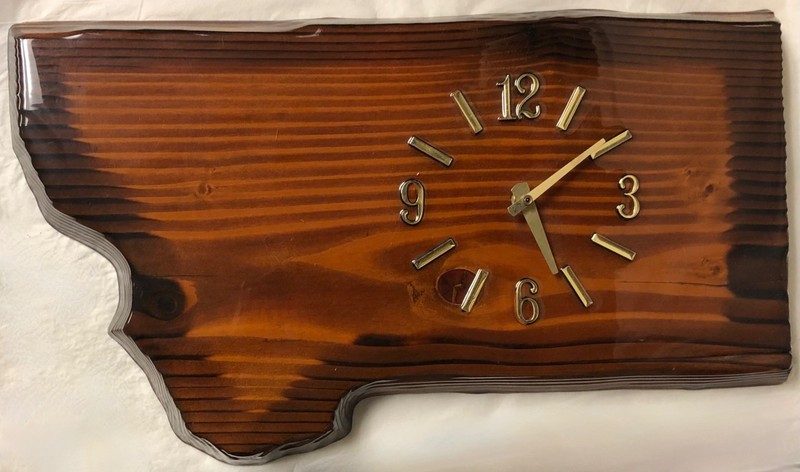 VINTAGE MCM LACQUERED NATURAL LIVE EDGE WOOD SLAB WALL CLOCK 17 1/2”X10”