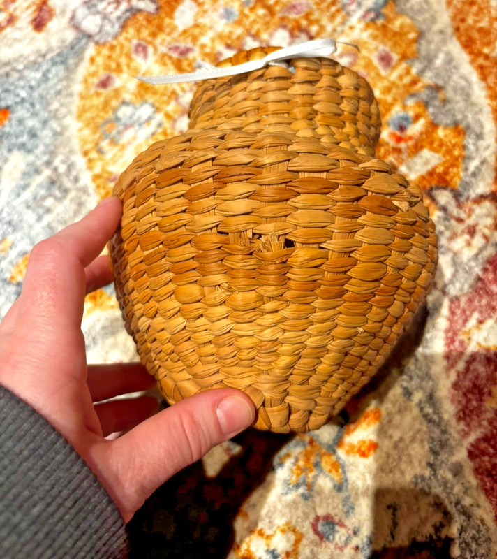 Small Wicker Basket Flower Vase for Dried Flowers/Home Accents gallery