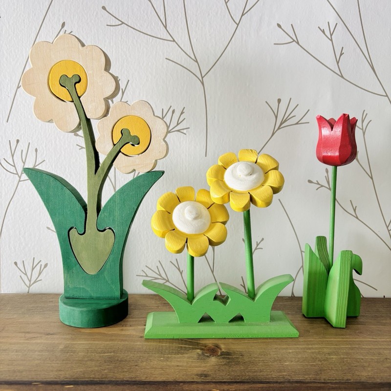 Vintage Handmade Wood Kitschy Folk Art Whimsy Flowers Tulip Sunflower Puzzle Art
