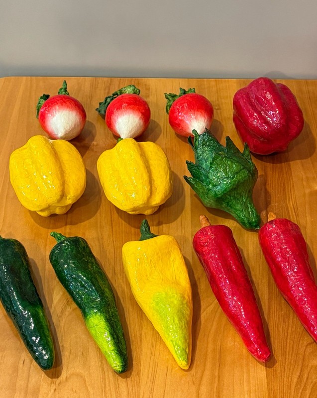 Vintage Glazed Paper Mache/Papier Mâché Hand Made Vegetables Decor Set of 12 gallery