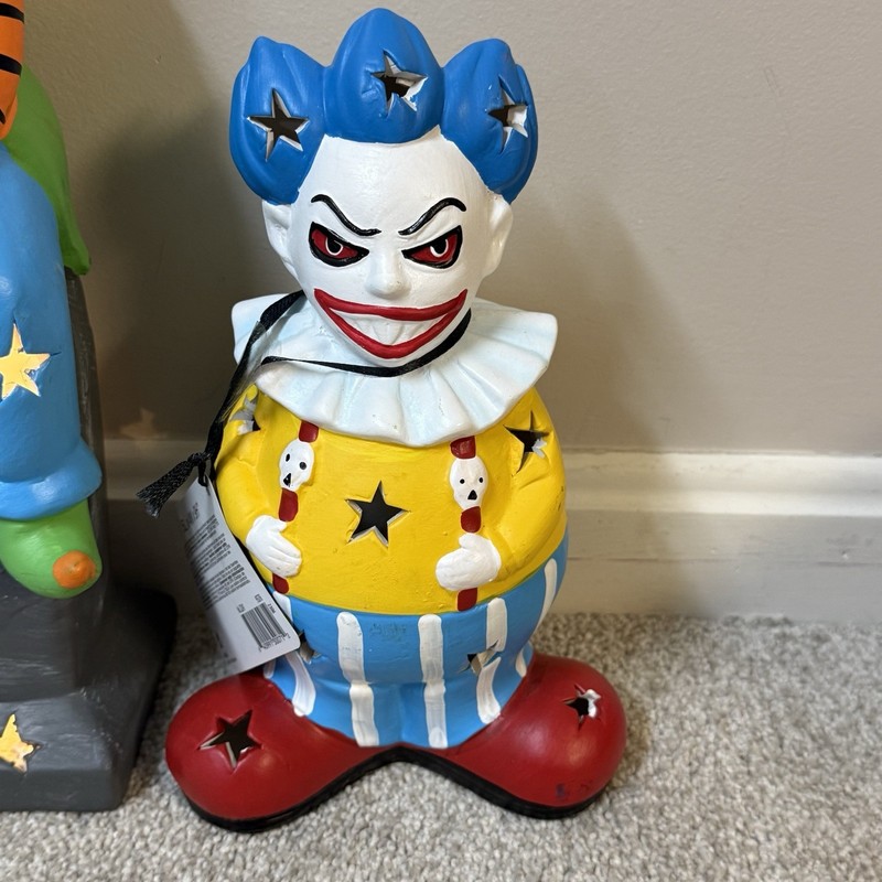 2 Rare Killer Clowns Halloween Decor Discontinued Light Up Table Circus Clown gallery