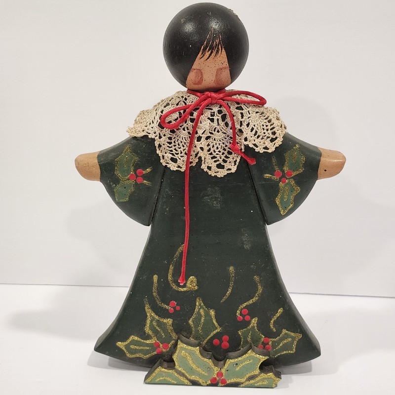 Hand Painted Wood Angel Figurine Christmas Folk Art Holly Primitive 10″