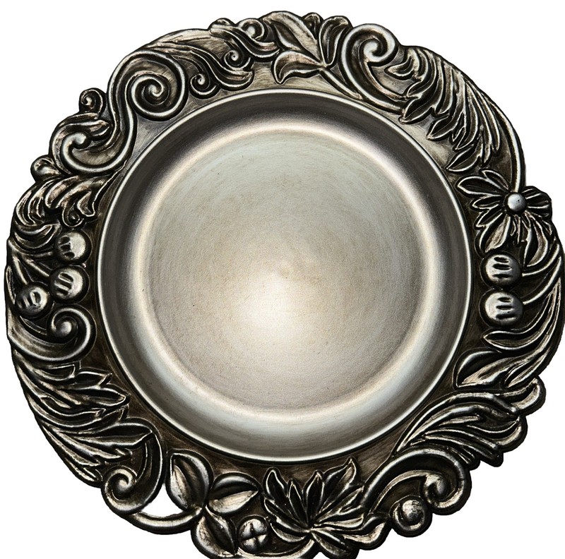 Pier One Polypropylene Decorative Green 14” Charger Antique Finish Floral Rim
