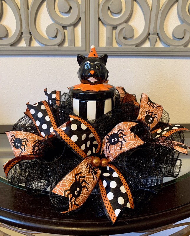 Deco Mesh Halloween Centerpiece, Halloween Decor, Silly Spider Centerpiece