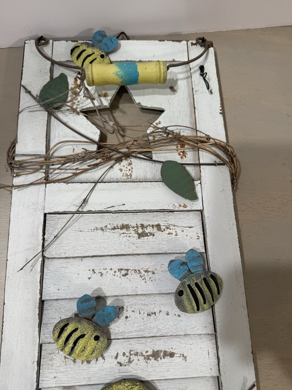 Rustic Farmhouse Bee Wall Decor Wood Hanging w/Hooks 24” Shabby Chic Cottagecore gallery