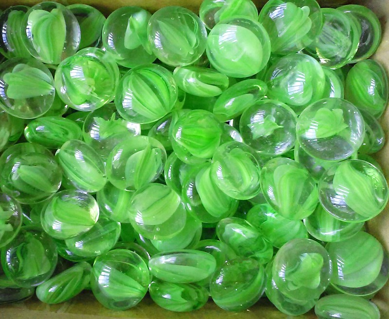 Creative Stuff Glass – 100 pcs Green Cat-Eye Medium Vase Fillers Glass Gems