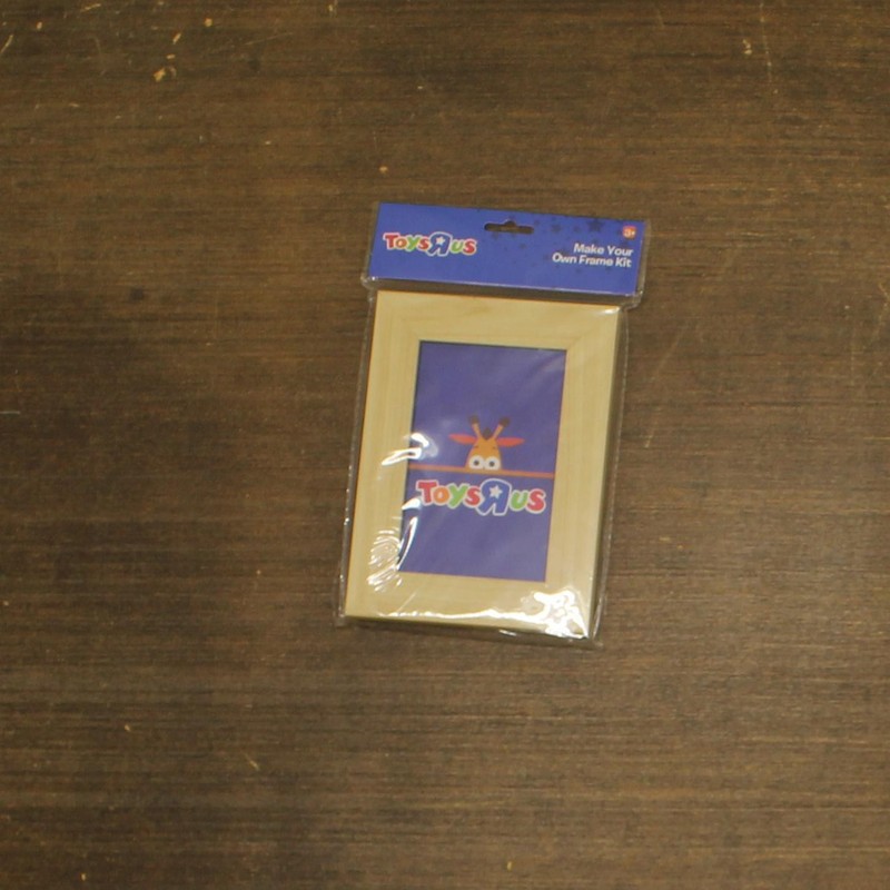 LOT OF 10 Toys R Us Make Your Own Picture Frame Kit Set Brown 4 In .x 6 In. gallery